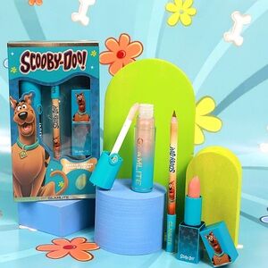Viral Glamlite Scooby-Doo Makeup Set with Lip Gloss and Lipstick